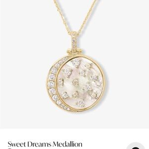 Malinda Maria Sweet Dreams Medallian